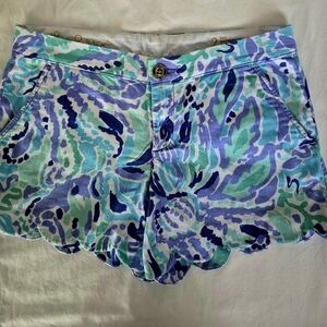 Lilly Pulitzer Blue and Green Scallop Hem Printed Shorts